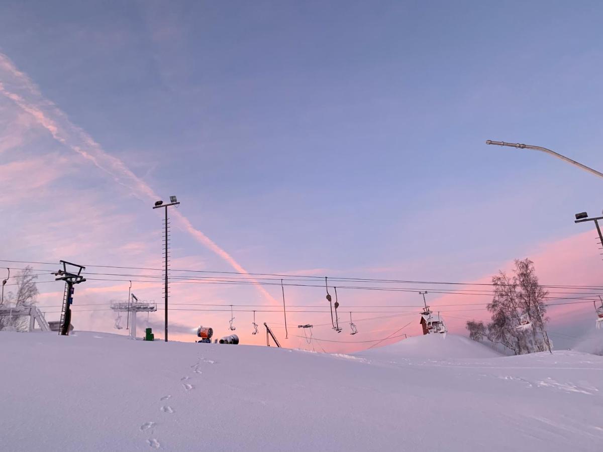 Grund Resort Golf And Ski Mladé Buky Екстериор снимка