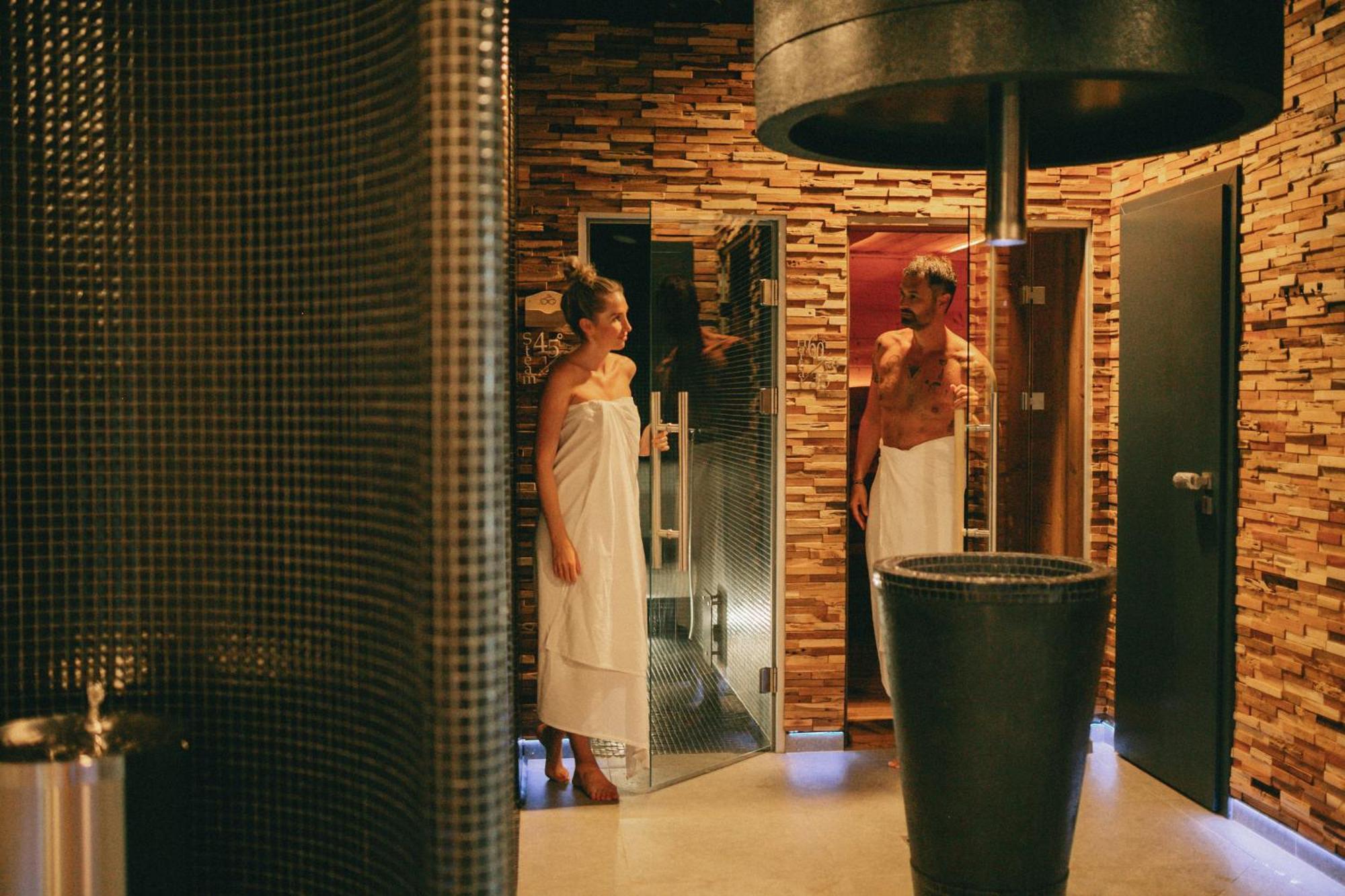Grund Resort Golf And Ski Mladé Buky Екстериор снимка